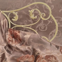 Мебельная ткань жаккард MARIE ANTOINETTE Stripe Rose (МАРИЯ АНТУАНЭТТ Страйп Роуз)